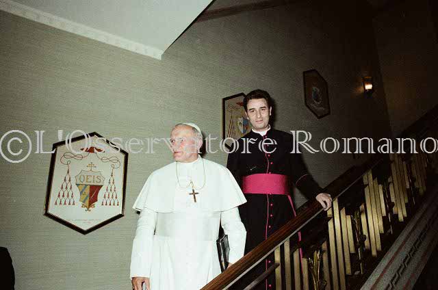%_tempFileName03338_IRLANDA-USA1979%