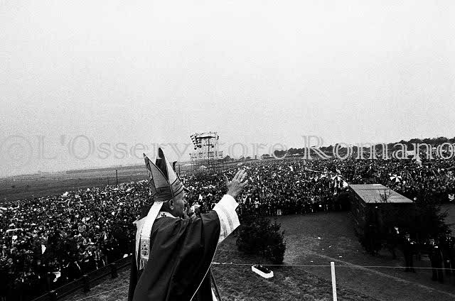 %_tempFileName00739BN_IRLANDA-USA1979%