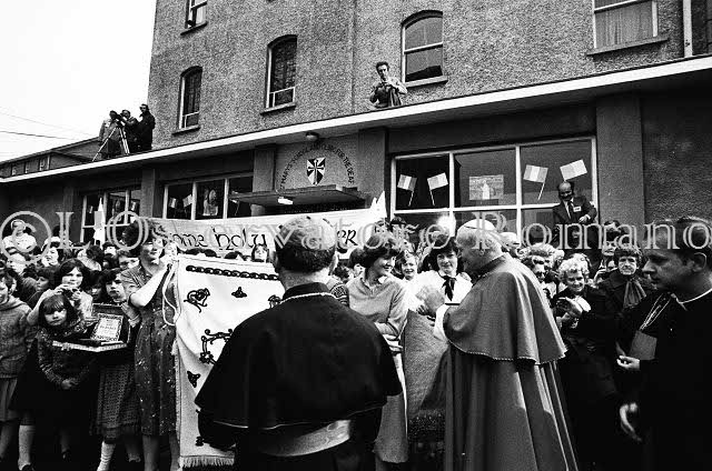 %_tempFileName00755BN_IRLANDA-USA1979%