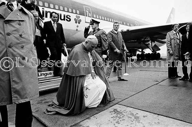 %_tempFileName01338BN_IRLANDA-USA1979%