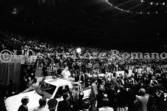 %_tempFileName01739BN_IRLANDA-USA1979%