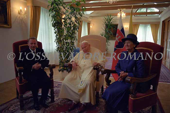 %_tempFileName00252_SLOVACCHIA2003%