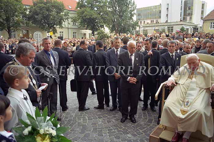 %_tempFileName00433_SLOVACCHIA2003%