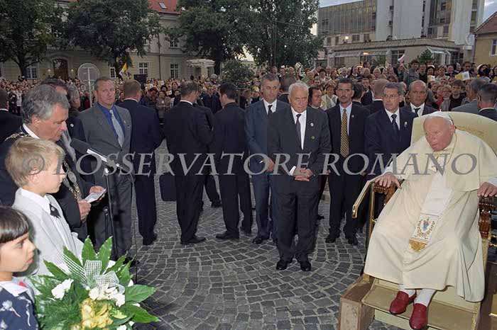 %_tempFileName00434_SLOVACCHIA2003%