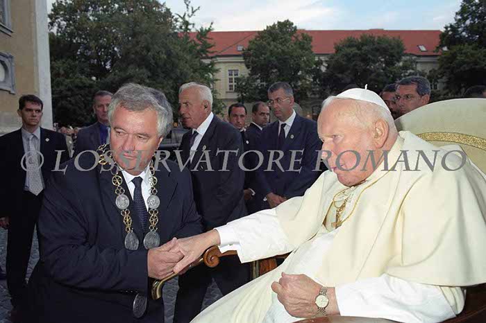 %_tempFileName00437_SLOVACCHIA2003%