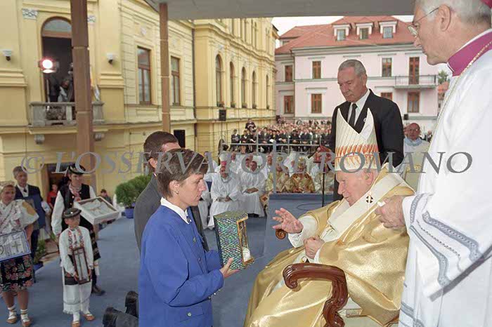 %_tempFileName00712_SLOVACCHIA2003%