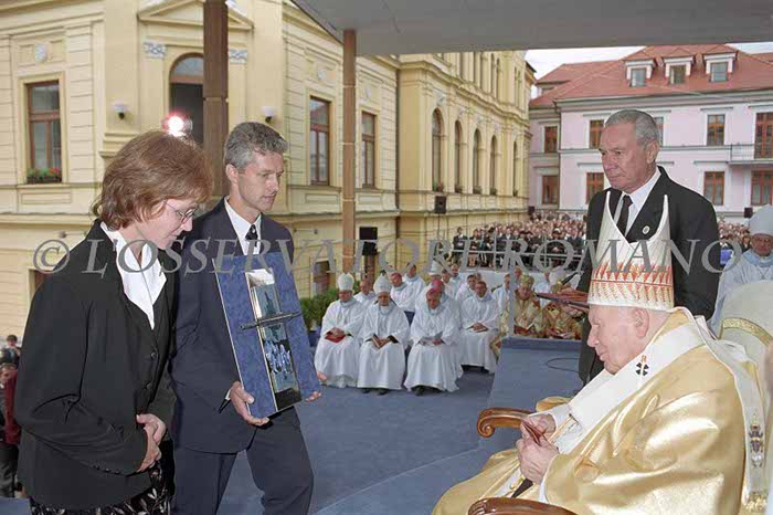 %_tempFileName00721_SLOVACCHIA2003%