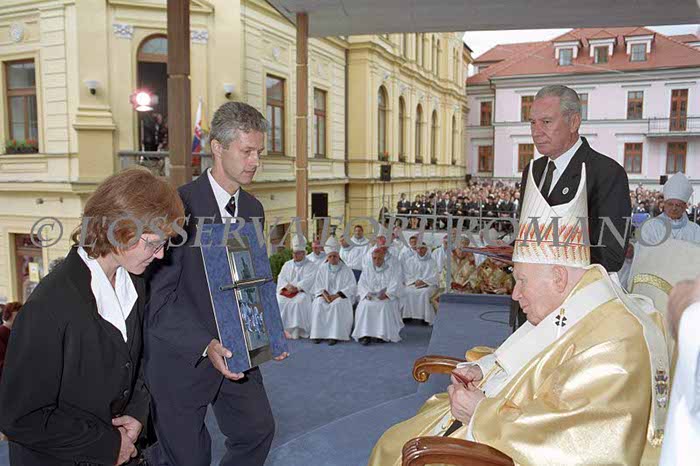 %_tempFileName00722_SLOVACCHIA2003%