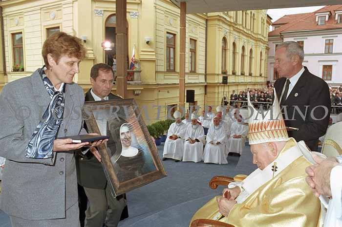 %_tempFileName00736_SLOVACCHIA2003%