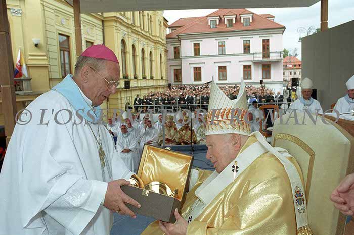%_tempFileName00758_SLOVACCHIA2003%