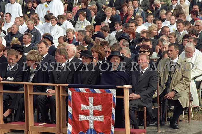 %_tempFileName01067_SLOVACCHIA2003%