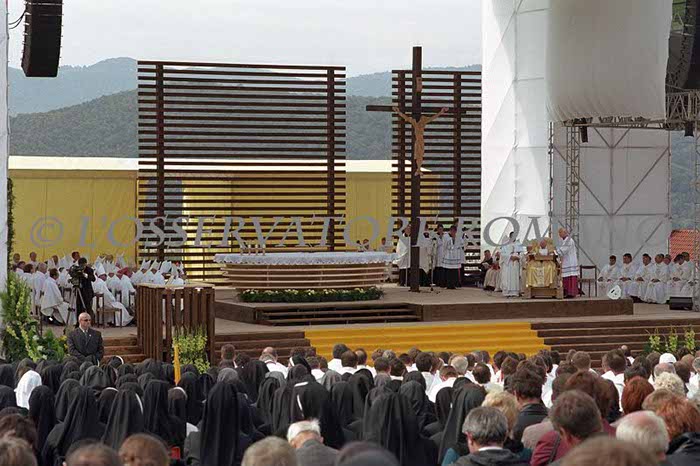 %_tempFileName01164_SLOVACCHIA2003%