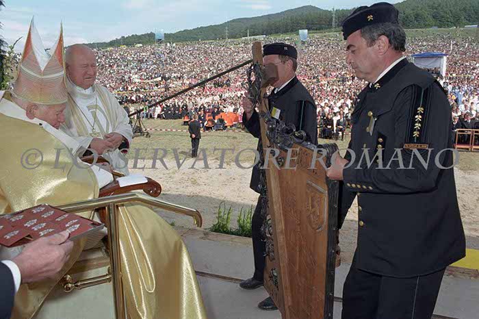 %_tempFileName01175_SLOVACCHIA2003%